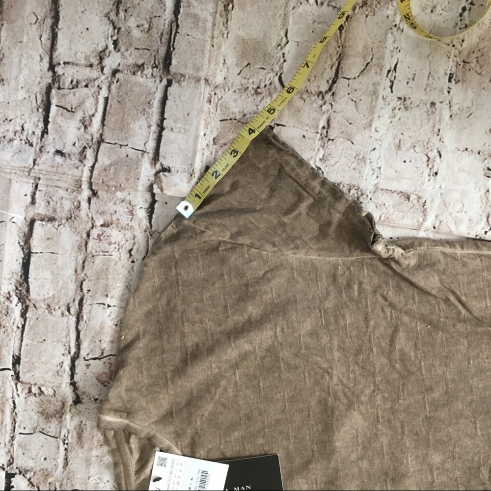 NWT Zara man cotton textured tees - Picture 4 of 10
